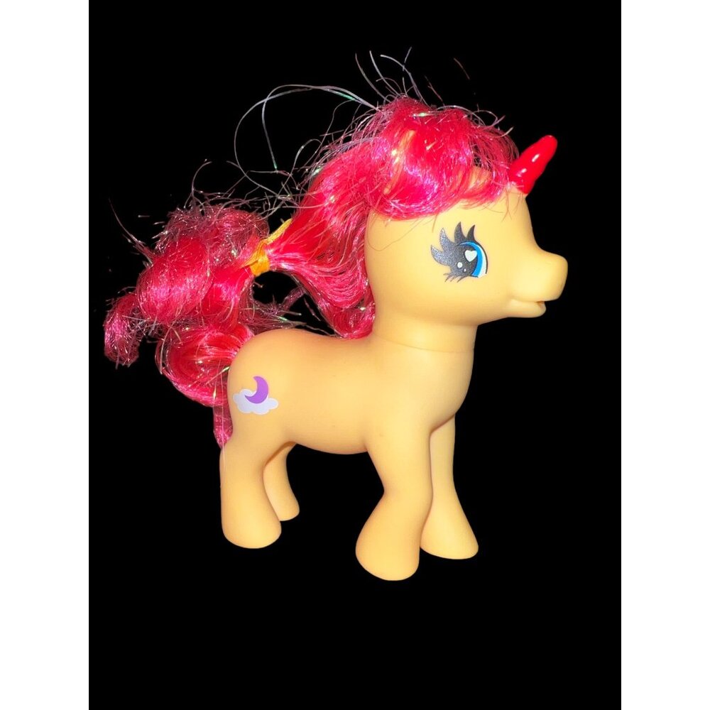 Lot of 2 Gi-Go Wonder Ponies Orange With Moon & Blue With Bee Marked 03-16-81‎